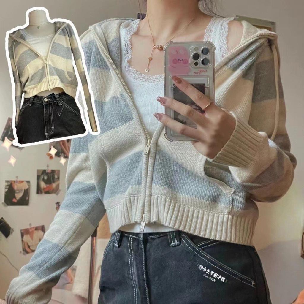 VAYLA Полосатый вязаный укороченный кардиган-свитер Женский Осенний с длинным рукавом, с капюшоном, на молнии, короткий, уличная одежда, вязаный трикотаж, свитера, Y2K кроп-топы