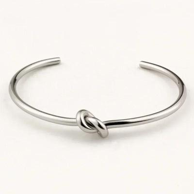 Простой новый модный титановый стальной браслет для женщин, титановый стальной браслет с узелком любви, персиковое сердце, открытый браслет, креативные подарки