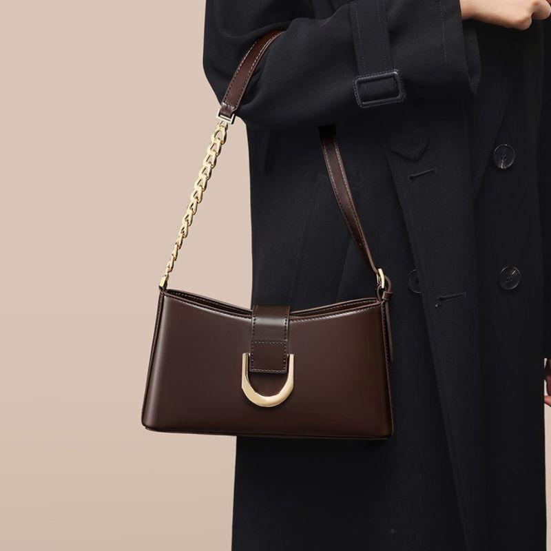 IELGY Ladies Underarm Bag Casual All-Match Simple Small Square Bag