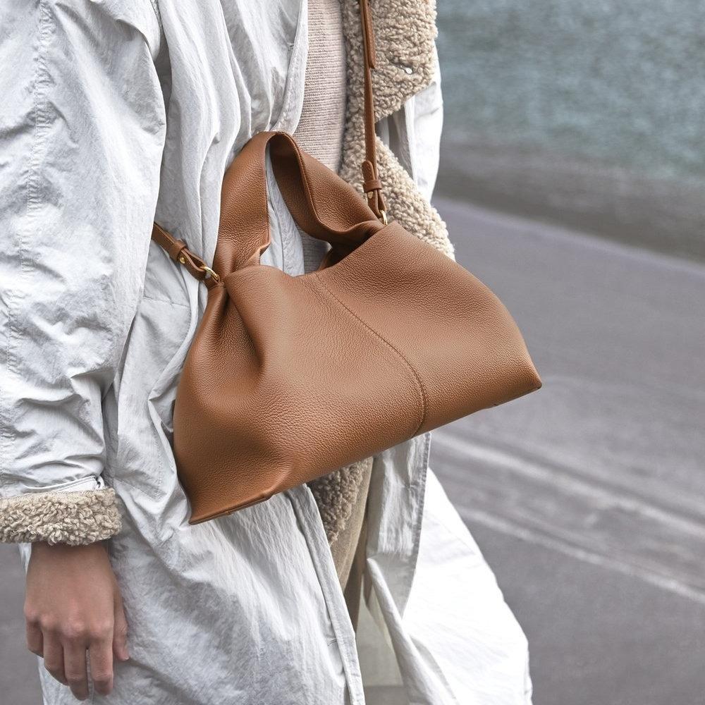 Женская сумка-ланч-бокс с французской текстурой 2024 года