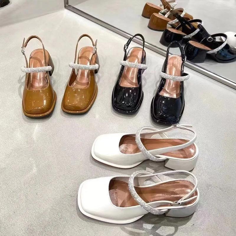 Новые туфли Мэри Джейн из мягкой кожи на высоком каблуке. Женские весенние и летние туфли на толстом каблуке с пряжками и ремешками. Сандалии на носке.