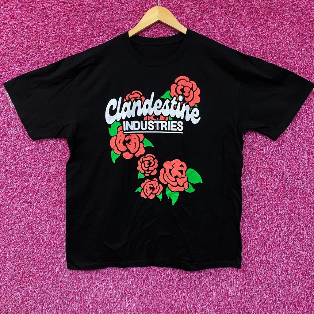 Clandestine Industries Футболка для скейтера 'Floating Roses Scene' L