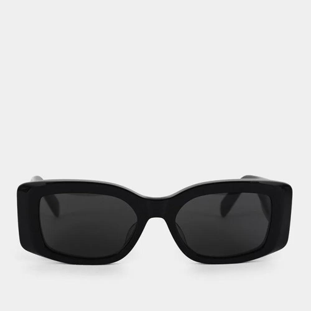 [Celine] Солнцезащитные очки Triomphe Logo XL CL40282U 01A Черные