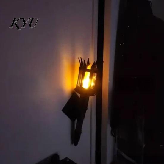 Vintage Torch for Themed Party Medieval Wall Sconce, LED Gothic Castle Decor Lamp, Exhibition Hall Realistic Flickering Flame Light Home Halloween