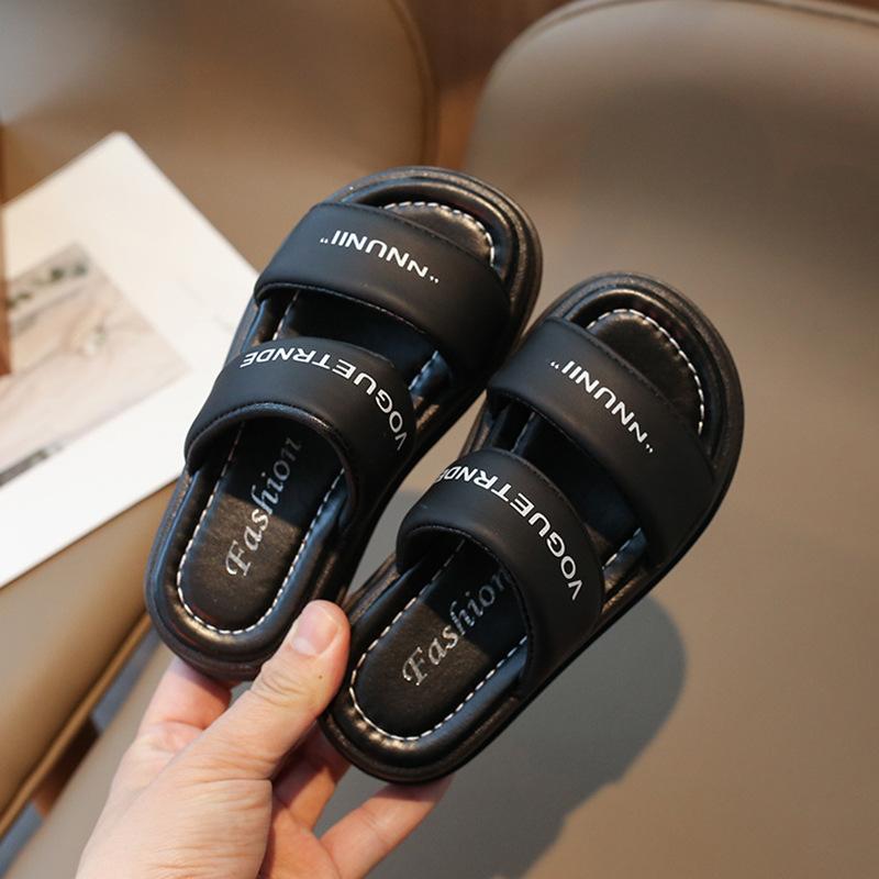 Летние тапочки с буквами для девочек, домашние и уличные тапочки для детей, мягкие тапочки для девочек, классные тапочки