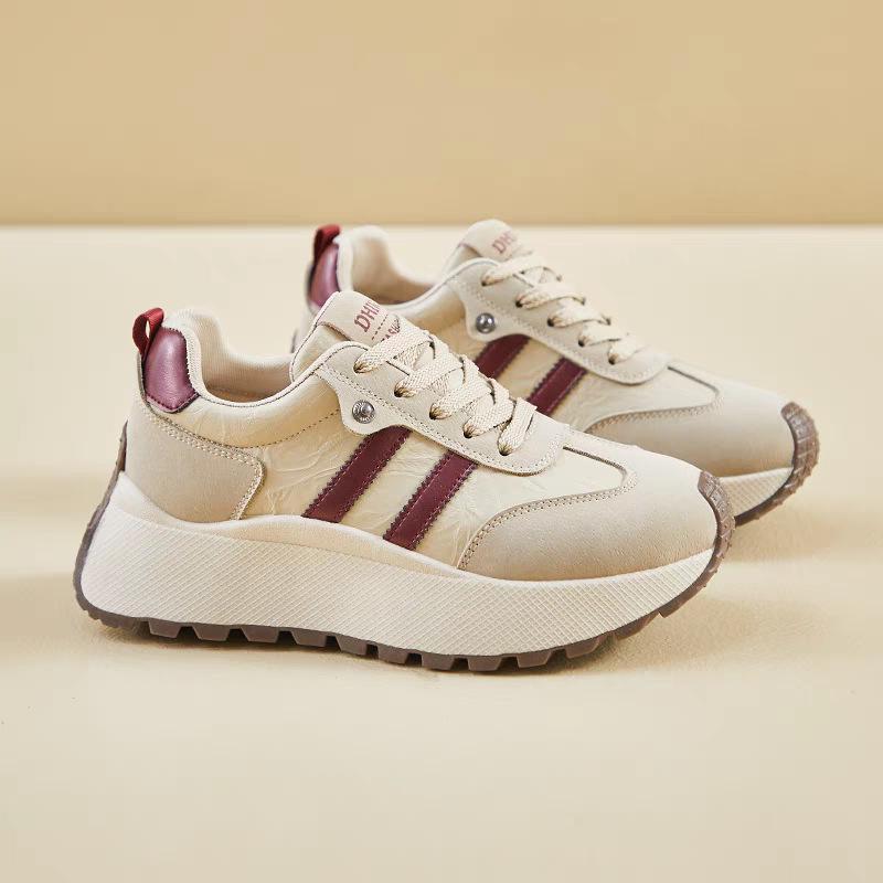 Наступая на дерьмовые кроссовки женские четырехсезонные для маленькой ноги вафельные Forrest Gump обувь женские легкие нескользящие беговые на платформе кроссовки для папы