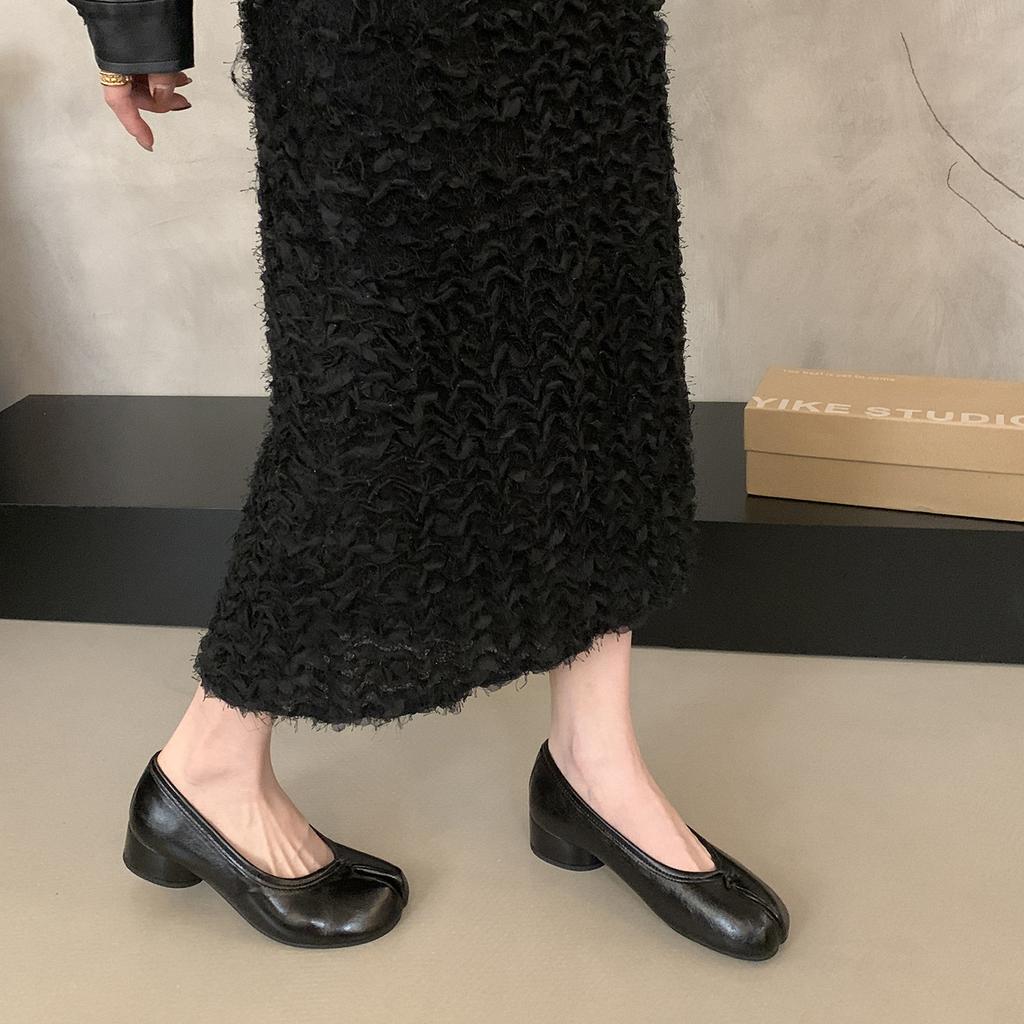 Heel Height 3.5cm~ Retro Thick Heel Split-toed Pig's Trotter Shoes Women's 2025 One-pedal Niche Commuter Ballet Shallow Mouth Single Shoes