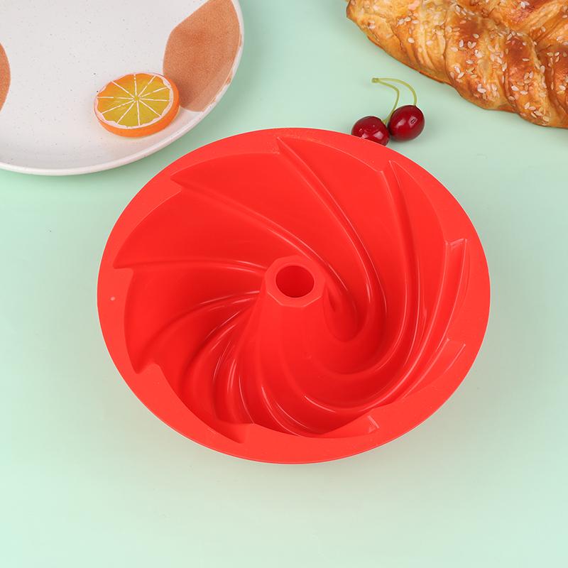 1Pc 3D Large Spiral Shape Silicone Cake Pan Mould Diy Pastry Shop Bakeware Mold Baking Tools Cyclone Shape Cake Mould