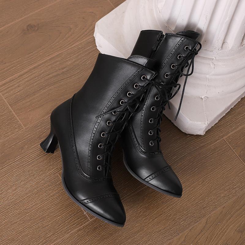 Женские короткие сапоги на высоком каблуке, однотонные остроконечные короткие сапоги в стиле ретро с резным узором, осенне-зимние новые большие женские ботинки