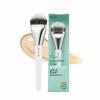 Flat Foundation Brush 820