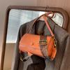 New Retro Small Bag Niche Design Spring Versatile High-end Broadband Shoulder Messenger Bag Cylinder Bag