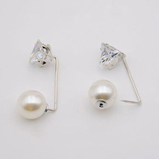 Flower Shape Anti-Exposure Women Brooch Pin Shining Rhinestone Faux Pearls Safety Pin Costume Accessories