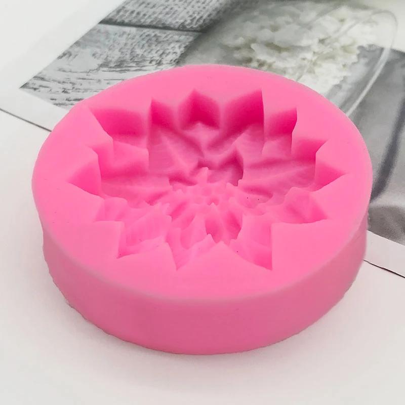 3D Holly Leaf Silicone Mold Cake Baking Christmas Decoration Chocolate Soap Red Fruit Flower Fondant Mould Kitchen Baking Tools