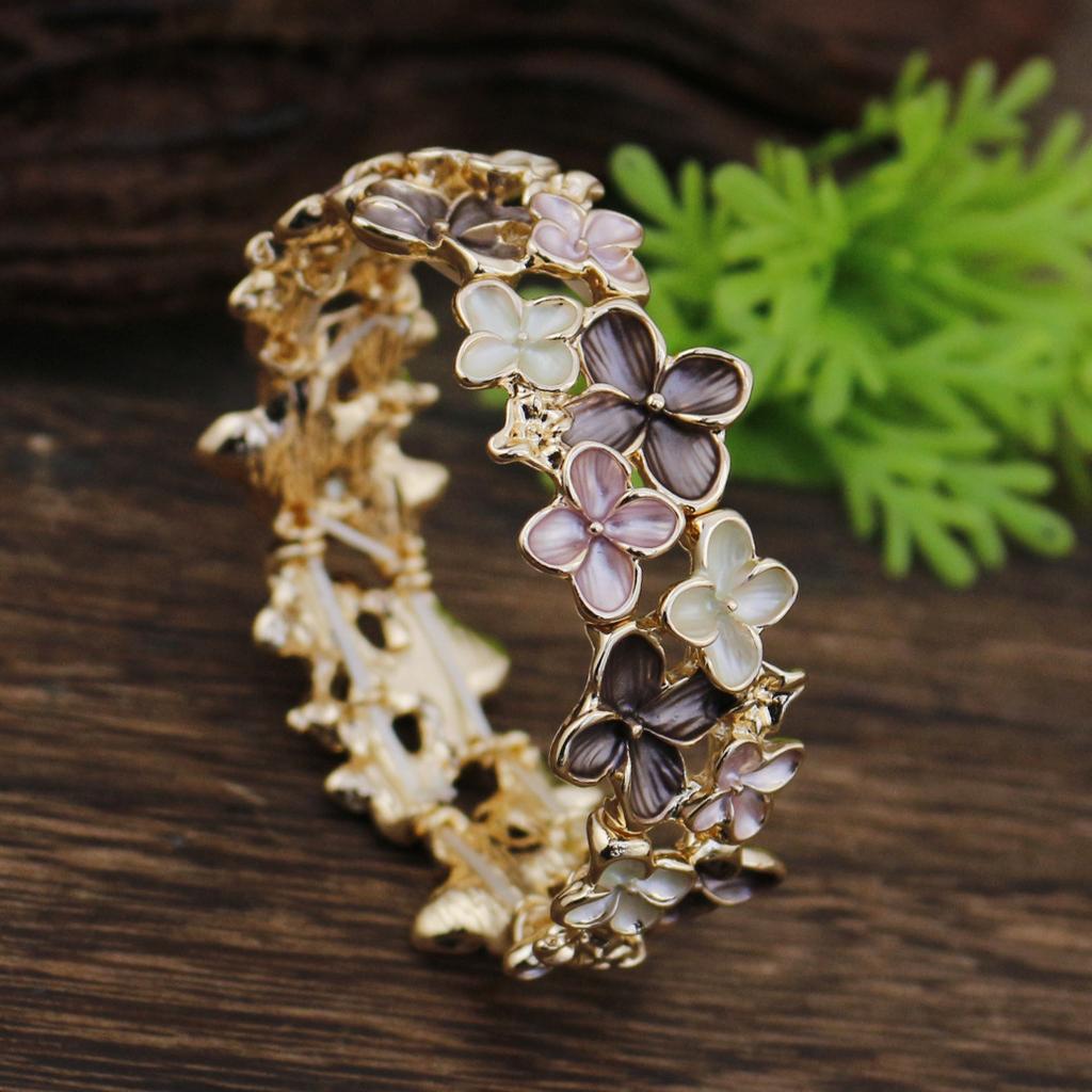 Delicate Adjustable Cherry Blossom Design Stretchy Bracelet Gold Tone Alloy Enamel Crafted Durable Everyday Fashion Wear