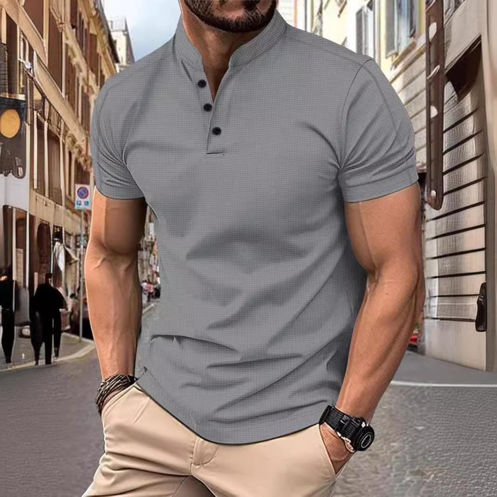 Men's short-sleeved polo shirt with a stand-up collar and waffle henley neckline