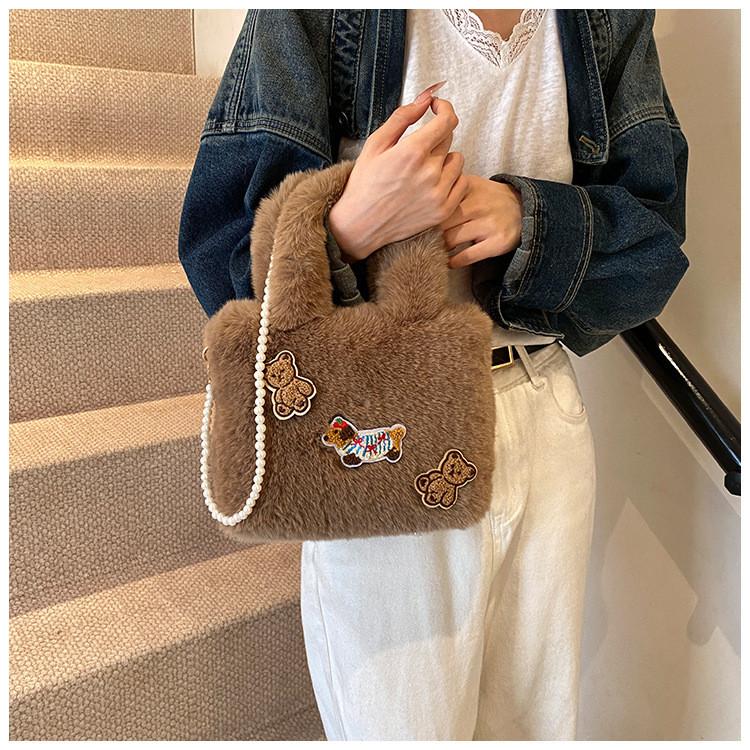 Ielgy Autumn Winter Plush Handbag Fashionable All-Match Cute Bucket Bag Crossbody
