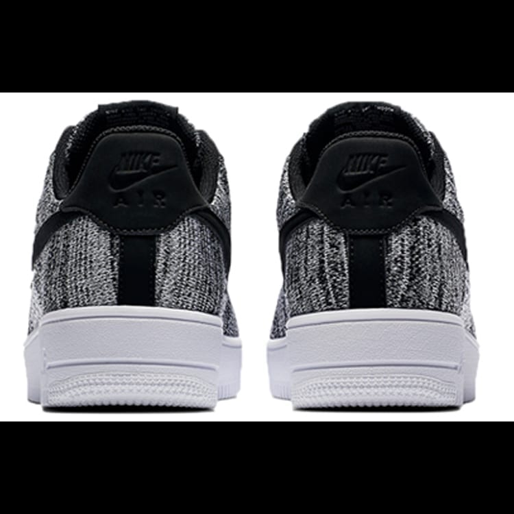 Nike Air Force 1 Flyknit 2 Черный Чистый Платиновый AV3042-001