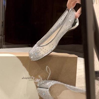 Летняя модель Yuanlitong~ красная подошва таби сетка стразы внутренняя высота увеличение под пальцем одинарная обувь женская обувь на копытцах дышащая