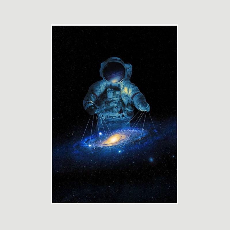 Astronaut Space Dreaming Poster Aesthetic White Paper Posters and Prints Wall Art Pictures for Living Room Bar Decoration Painting Home Decor