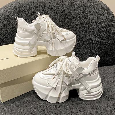 Женская обувь – Кроссовки