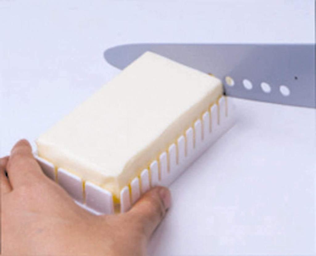 Skater Butter Butter Butter Cutter with Snoopy Case, Container, Guide, BTG1-A