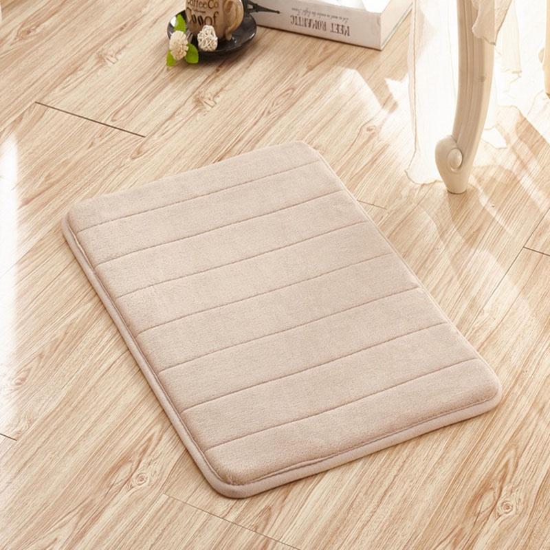 Ultra-absorbent Memory Foam Bathroom Rug In Plush Coral Velvet For Ultimate Comfort
