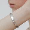 By Hyeres Water Wave Cuff Bangle (Matte Silver) BH7B56735MB00M
