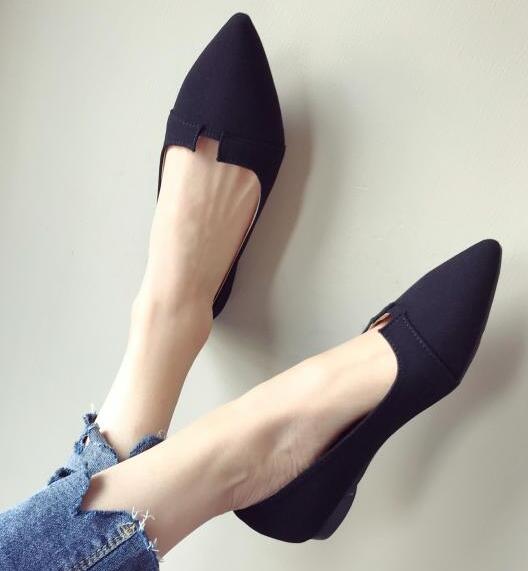 Модные черные рабочие туфли больших размеров женские удобные туфли из флока на плоской подошве элегантные туфли с острым носком на мягкой подошве корейские туфли