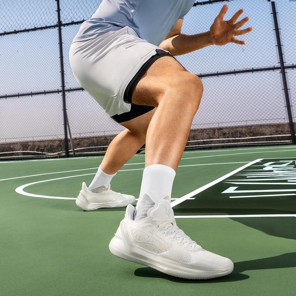 Баскетбольные кроссовки LiNing Blade 4 V2 White Pearl с амортизацией, нескользящие, легкие, с отскоком, низкие, мужские кроссовки ABAU037-7