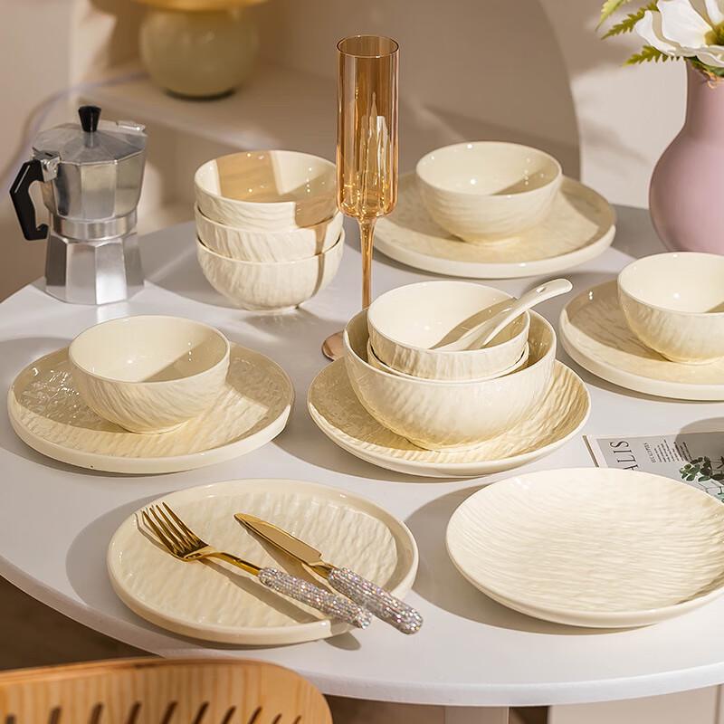 Mod Lanka Ceramic Dinnerware Set