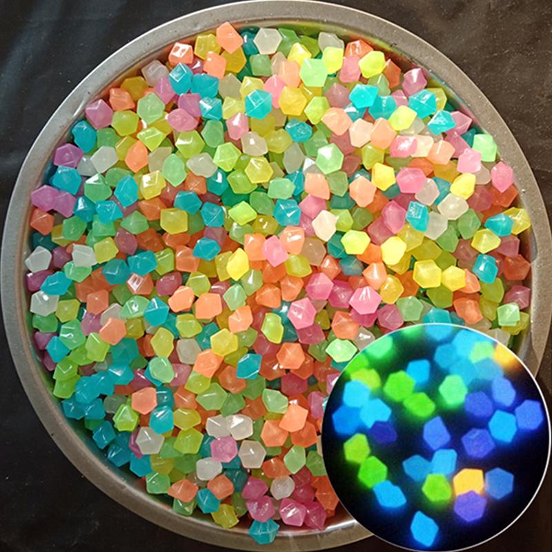 50Pcs Outdoor Luminous Stones Glow In Dark Garden Pebbles Fish Tank Decoration