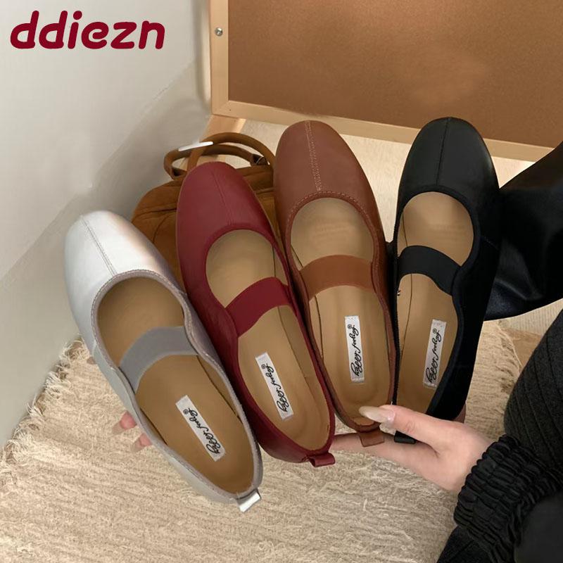 Мода Мода Эластичная лента Женские балетки Мэри Джейн Обувь Мягкая женская обувь с мелким вырезом Круглый носок Женские балетки Обувь слипоны леди