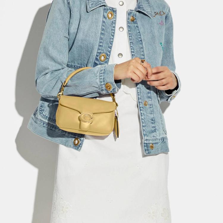 New COACH Tabby Nappa Leather Cloud Bag Pillow Bag Shoulder Bag Crossbody Bag Handbag Small Size Women's Light Yellow C3880-B4VN