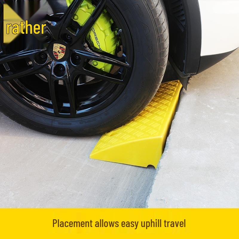 Треугольная пластиковая автомобильная аппарель для порога и подушка-лежачий полицейский