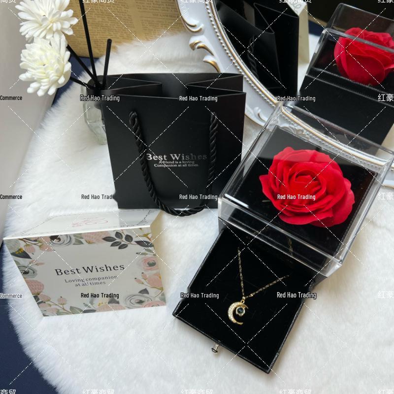 Подарочная коробка в форме сердца для розы и ожерелья: Набор из стабилизированных цветов на День святого Валентина и День матери
