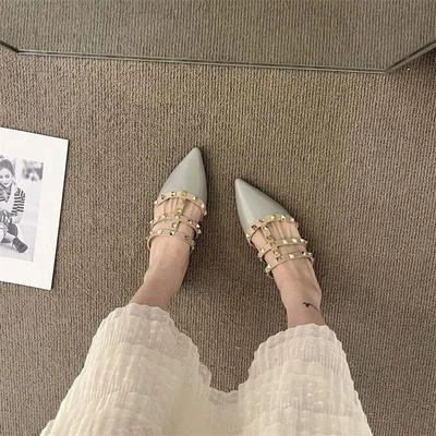 Французский стиль, высокие темпераментные тапочки, женская верхняя одежда на весну и лето 2024 года, плоская подошва, корейская версия, толстый каблук, заостренная голова, сумка на голову