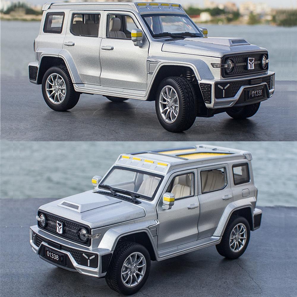 Масштаб 1/24 Jeeps Wrangler Tank 300, литая под давлением модель автомобиля, игрушечный автомобиль с откатным механизмом, звуком и светом для детей, коллекция подарков для мальчиков и девочек