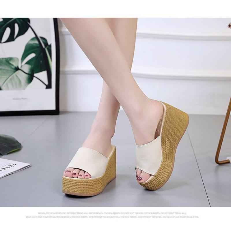 Летние женские маффины на платформе с танкеткой, с открытым носком, удобные дышащие шлепанцы, пляжные сандалии