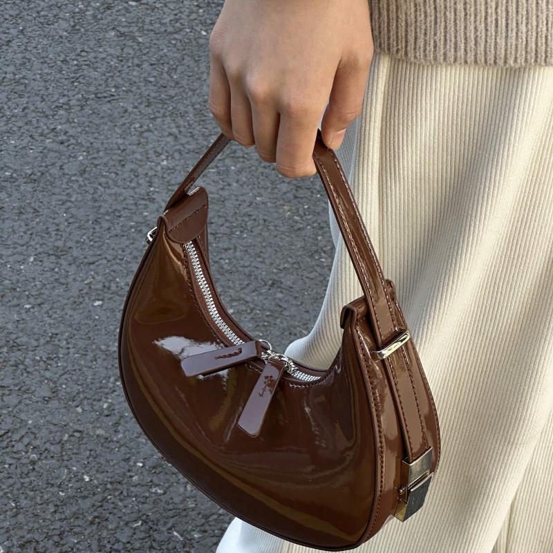 New Shoulder Bags for Women Fashion Female PU Leather Underarm Bags Versatile Ladies Hobo Bags Small Fashion Handbags