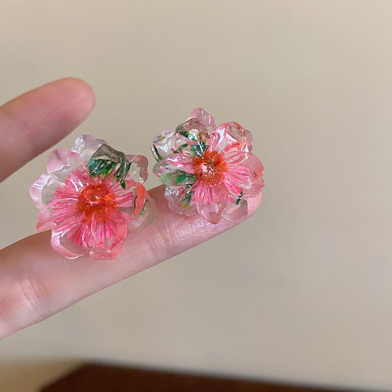 Богемные розовые серьги-кисточки с цветком из бисера и жемчуга