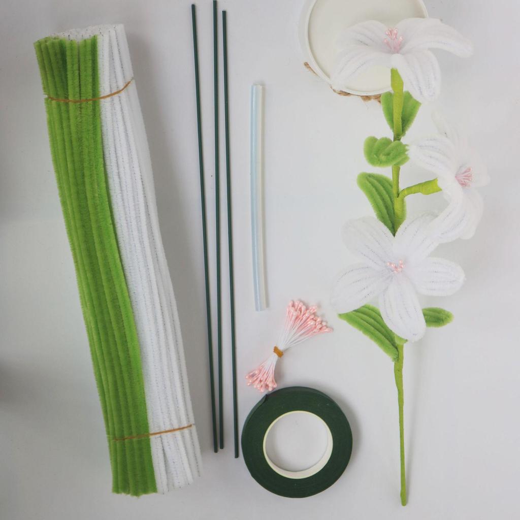 Букет из стеблей колокольчиков, связанных крючком (chenille), ручная работа - Набор материалов для DIY и Маленький подарок
