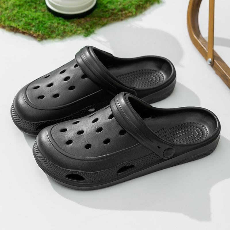 New Crocs Outerwear Shoes, Anti-slip and Deodorizing Thick-soled Beach Sandals and Slippers