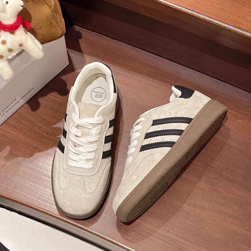 Ретро немецкие тренировочные туфли женские весна 2025 новые на плоской подошве дышащие туфли Форреста Гампа популярные универсальные повседневные спортивные туфли