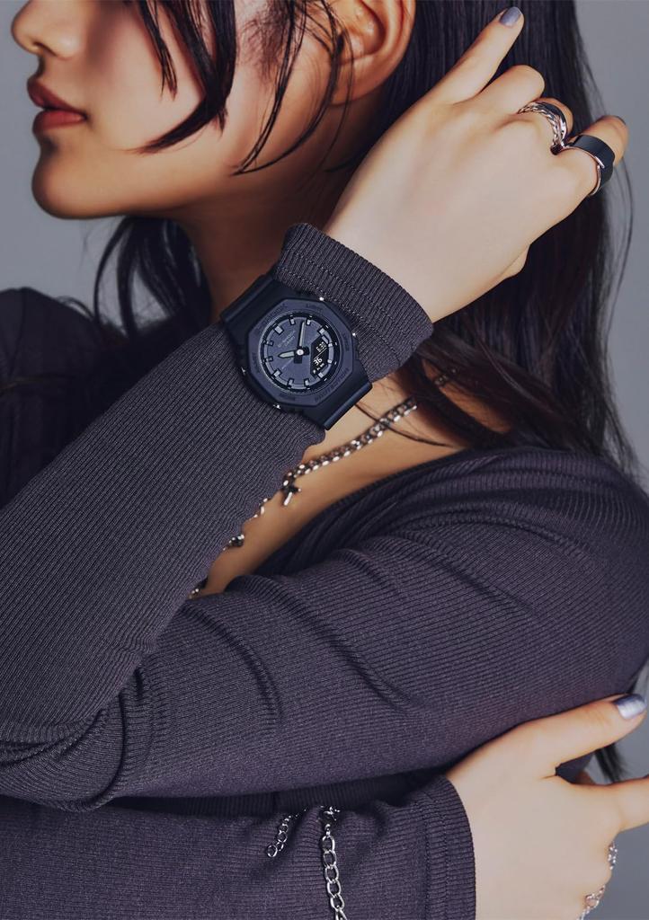 Часы Использует биопластик Черный [Casio] G-Shock [] GMA-P2100BB-1AJF Женский