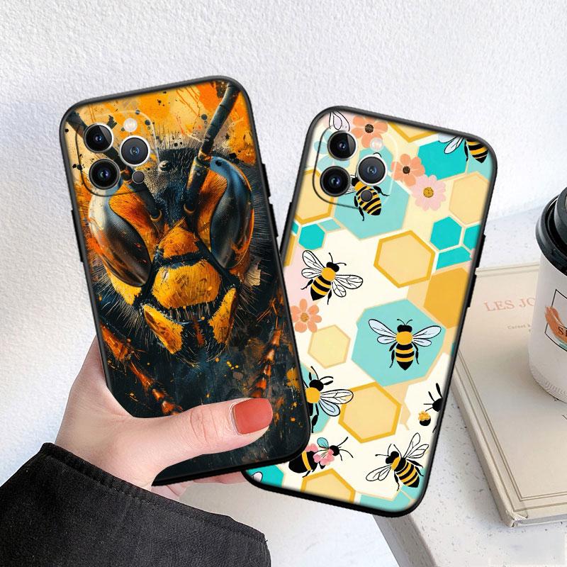 FM5 Art Bees Cartoon Phone Case for Motorola Edge 60 60s 70 G86 G56 G54 E14 G04S G45 G54 G64 S30 S50 X30 X40 X50 Pro Power