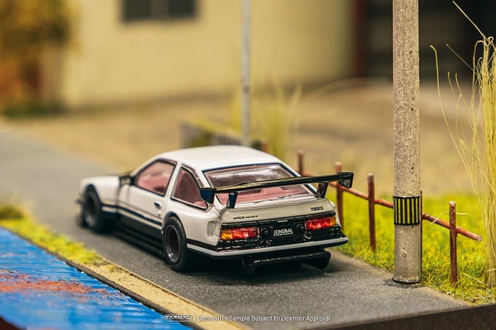 TARMACWORKS Toyota Sprinter Trueno AE86 Widebody от Jon Sibal Готовая модель 1/64 Белый/Черный T64G-060-WB