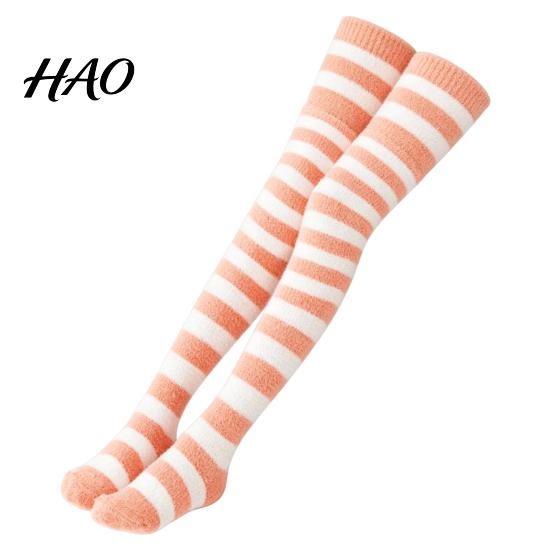 Thickened Coral Velvet Socks 1 Pair Women Thigh High for Winter, Fleece Leg Non Slip Winter Warmer Long Stockings, Fluffy Warm Over Knee Boot