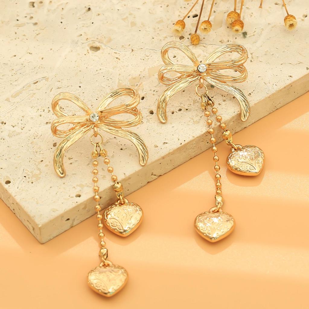 Маленькие свежие супер фея серьги-пусеты с бахромой в виде банта женские ins сладкий ветер нишевый дизайн простые серьги