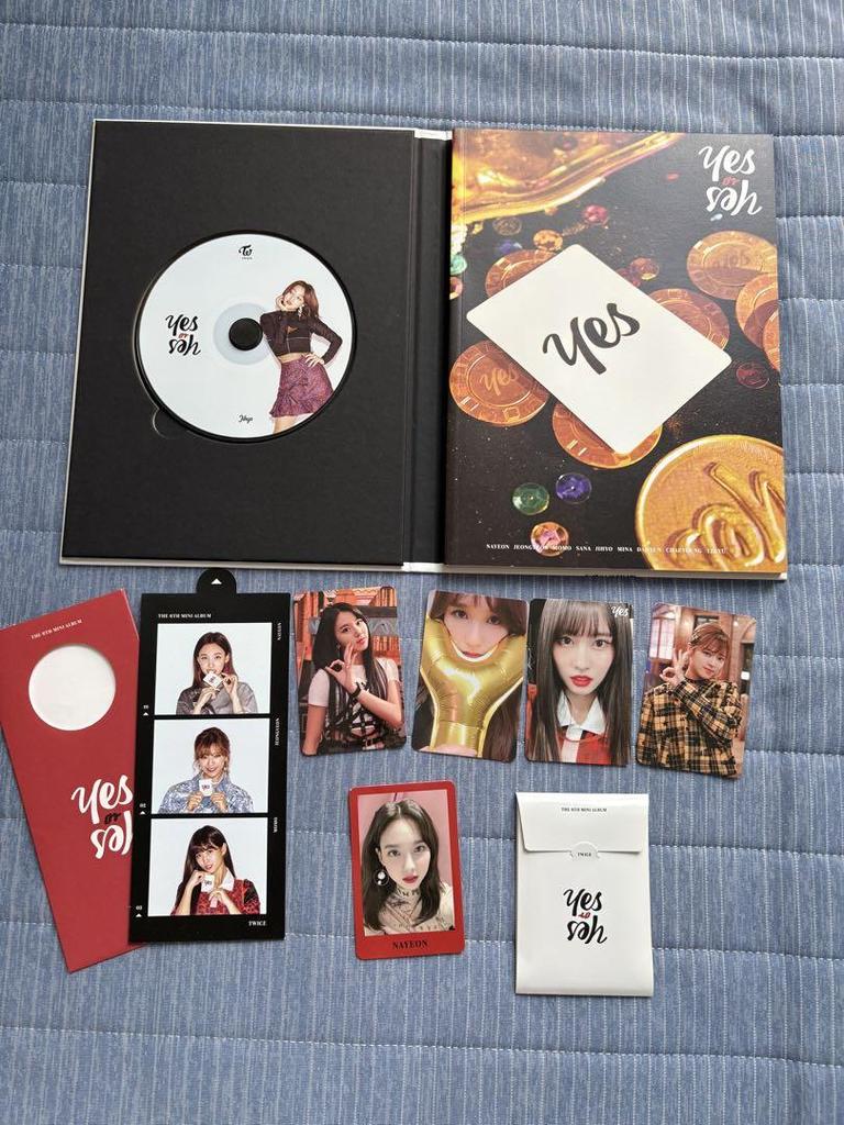 [USED] TWICE Album