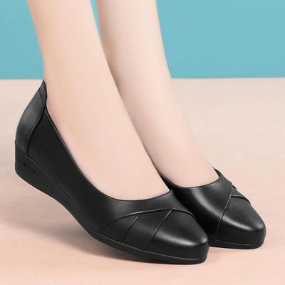 Женские кожаные слипоны для весны и осени: Удобные туфли на плоской подошве для среднего и пожилого возраста